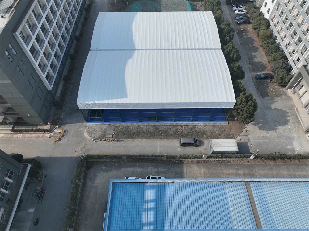 中鑫继远网球场施工已完工